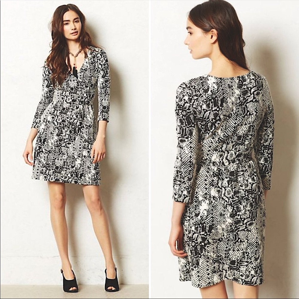 Hd In Paris Python White/ Black Soft Wrap Dress ! - image 1